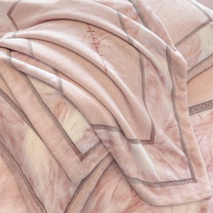 High-End patchwork comforter set 500TC bedsheets queen king size coverlets with 2 pink pillowslips bedding set supplier