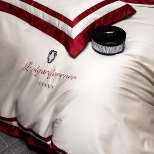 Wholesale white red queen size duvet cover 100S cotton fitted bed sheet with 2 solid color pillowcases bed linen bedding set