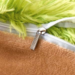 Hot selling winter green fleece bed linen 1.8m coverlets with 2 soft pillow shams fluffy duvet cover queen size solid color bedding set supplier