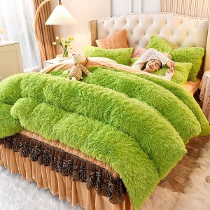 Hot selling winter green fleece bed linen 1.8m coverlets with 2 soft pillow shams fluffy duvet cover queen size solid color bedding set supplier