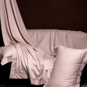 Summer Cool Pink Solid Color Home Hotel Textile High-end Bedroom Bedding Lyocell Bedding Set Manufacture