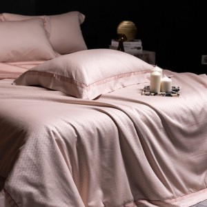 Summer Cool Pink Solid Color Home Hotel Textile High-end Bedroom Bedding Lyocell Bedding Set Manufacture