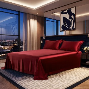 Customized 100% Mulberry Silk Home Hotel Textiles Red Solid Color Top Luxury Red Comforter Cover 18/20/22mm Bedding Set