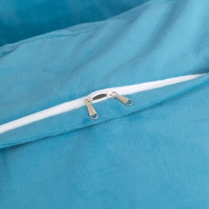 Warm blue duvet cover velvet bed linen high-end flat fitted sheets ODM coverlets embroidery pillow cases bedding set wholesaler