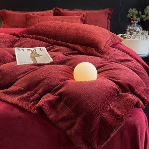 Factory Wholesale Custom Solid Color Duvet Cover Class a Soft Fluffy Carved Milk Velvet Red Four-Piece Bed Sheet Bedding Set