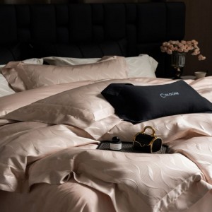 Pink high-precision yarn-dyed jacquard duvet quilt comforter cover bed sheets four-piece bedding set