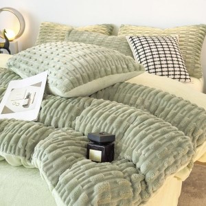 Winter bamboo pattern milk velvet quilt cover flannel warm four-piece bed sheets green bedding set