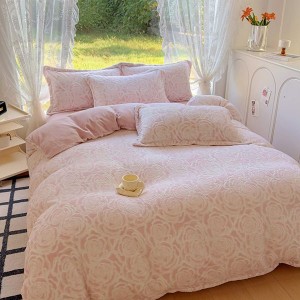 New short plush milk velvet three-dimensional carved pink four-piece bedding set winter home textile
