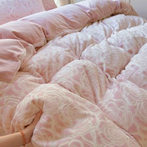 New short plush milk velvet three-dimensional carved pink four-piece bedding set winter home textile