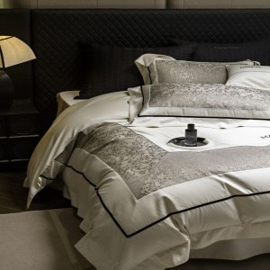 Light gold yarn-dyed jacquard quilt duvet cover super soft 100% cotton bed sheets bedding set
