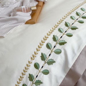 New design home textiles white embroidery duvet cover bedding set supplier