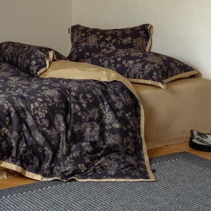 High Quality Long Staple Cotton Black Digital Printing Comforter Duvet Cover Pillowcase Bedding Set Supplier