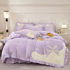 High gram weight velvet fluffy pillowcases 2/2.3m adult coverlets ruffles pillow shams embroidery 4-piece bedding set manufacture