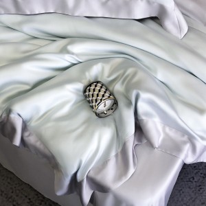 Wholesale high-end pillowcases blue solid color comforter set soft bed linen fitted sheets 2m/2.2m lyocell bedding set for adults