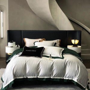 Hot selling sateen cotton 4-pieces textile ODM coverlets printing bedsheets simple style bed linen bedding set wholesaler