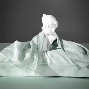 Elegant green design full size solid color adult pillowcases luxury 100% cotton sateen comforter cover bedding set supplier
