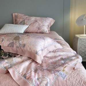 New arrival lyocell bed cover floral printing summer quilt air-condition quilt 4 pieces pink bedspread bedding set