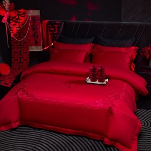 Custom 1800 Egyptian Cotton Satin Embroidered Duvet Cover Red Bed Sheets Wedding 4PCS Bedding Set