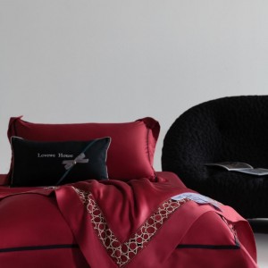 Simple Style Red Solid Color Home Textiles Lyocell 4pcs Home Hotel Textiles Luxury Summer Quilt Set Supplier