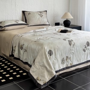Khaki Lyocell Home Hotel Textiles Digital Printing Bedding Sets Cool Summer Quilt Set Wholesaler