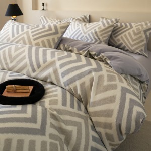 Wholesale High-end Pillowcases Purple Printing Sanding Comforter Set Cotton Bed Linen Fitted Sheets 2m/2.2m Printing Bedding Set