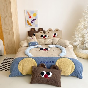 Black Animal Embroidered Home Textile 300gsm Milk Fleece Bed Sheets Queen Size Bedding Set Wholesaler