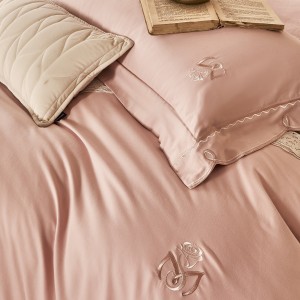 ODM/OEM Cotton Bed Linen Exquisite king Size House Solid Color Comforter Cover Pink Embroidery Bedroom Bedding Set Wholesaler