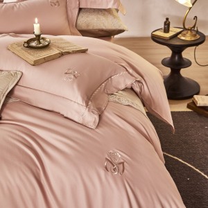 ODM/OEM Cotton Bed Linen Exquisite king Size House Solid Color Comforter Cover Pink Embroidery Bedroom Bedding Set Wholesaler