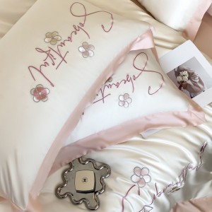 Wholesale high-end pillowcases white comforter set soft bed linen fitted sheets 2m/2.2m lyocell bedding set for adults