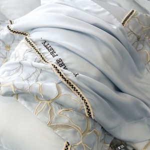Hot selling blue quilt cover embroidered fitted sheets flat sheet 100% cotton home textile 4-pieces bedding set supplier