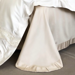 Light luxury senior satin lyocell cotton bed linen exquisite white house embroidery comforter cover bedroom bedding set wholesaler