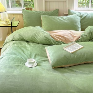 High-quality green solid color milk fleece quilt cover warm bed linen queen size bedding set wholesaler