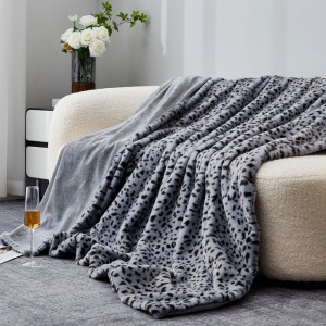 Warm winter fleece coverlets customizable double size fitted flat sheet soft home textiles blanket wholesaler