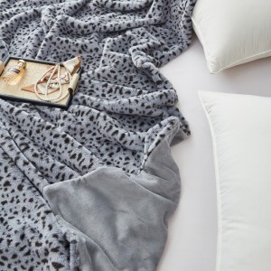 Warm winter fleece coverlets customizable double size fitted flat sheet soft home textiles blanket wholesaler