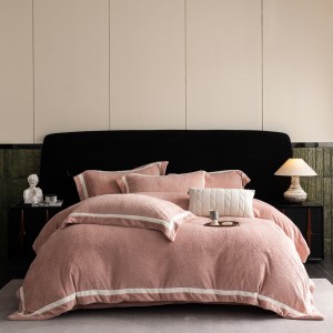 High gram weight milk velvet fluffy pillowcases 2/2.3m adult coverlets solid color pillow shams pink 4-piece bedding set manufacture