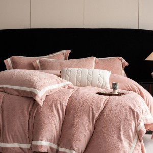 High gram weight milk velvet fluffy pillowcases 2/2.3m adult coverlets solid color pillow shams pink 4-piece bedding set manufacture
