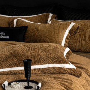 High gram weight beige fleece pillow cases fluffy 2/2.3m quilt comforter cover high-quality pillow shams 4-piece bedding set