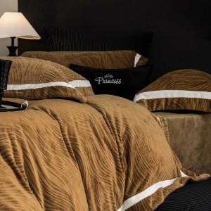 High gram weight beige fleece pillow cases fluffy 2/2.3m quilt comforter cover high-quality pillow shams 4-piece bedding set