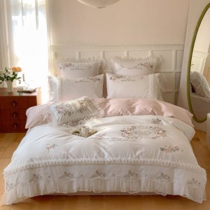 Light luxury lace embroidery quilt cover soft bed linen double coverlets pink lyocell bed sheets bedding set