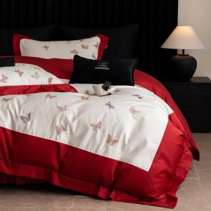 High quality 100s long staple cotton red digital printing duvet cover bedding set supplier