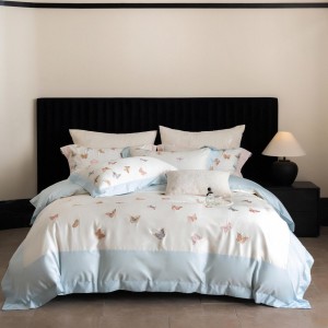 High quality 100s long staple cotton red digital printing duvet cover bedding set supplier