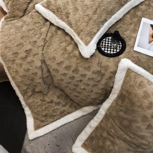 High gram weight 230gsm solid color 4pcs home textiles brown milk velvet duvet cover bedding set supplier