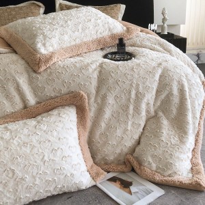 High gram weight 230gsm solid color 4pcs home textiles brown milk velvet duvet cover bedding set supplier