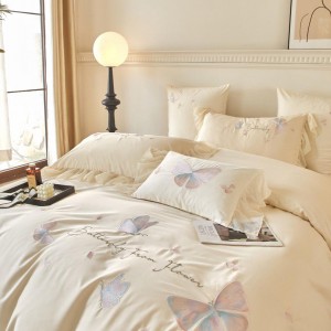 Hot-selling 4-pieces textile embroidery 2m/2.2m white bedsheet flat sheets ruffles quilt cover premium bedding set manufacture