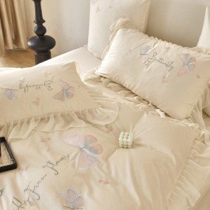 Hot-selling 4-pieces textile embroidery 2m/2.2m white bedsheet flat sheets ruffles quilt cover premium bedding set manufacture