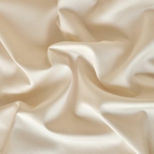 Hot-selling 4-pieces textile embroidery 2m/2.2m white bedsheet flat sheets ruffles quilt cover premium bedding set manufacture