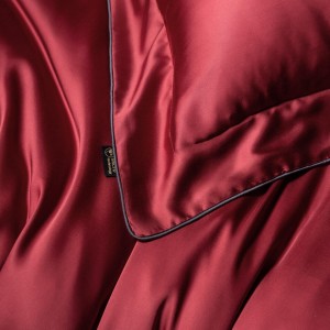 Customized Lyocell Cotton Bedding Set Luxury 4pcs Comforter With Solid Cotton Home Use Red Bed Sheet for Weddings Hotels