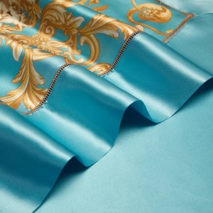 Luxury satin 100% mulberry silk bed linen exquisite king size house printing comforter cover bedroom bedding set wholesaler
