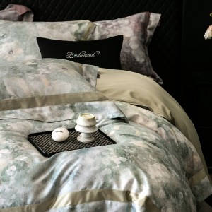 High-grade home textile gold jacquard digital printing bedcover breathable lyocell cotton flat fitted sheet  bedding set