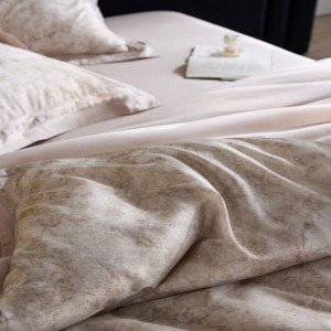 Light pink digital printing quilt cover bed sheets 100S lyocell cotton bedding set